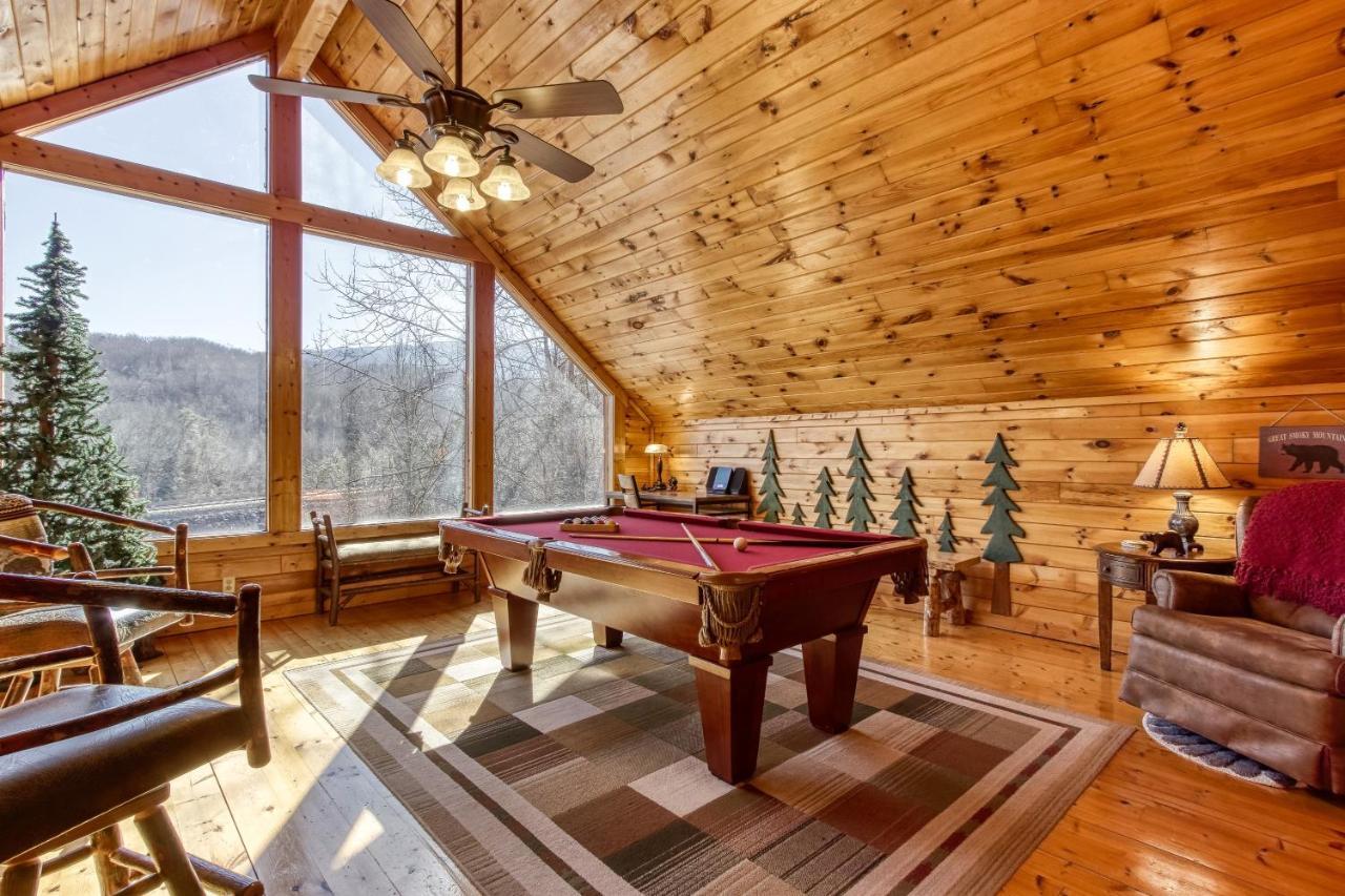 Magical Moments, Hot Tub, Wifi, 1089 Free Tickets Each Paid Day, Dollywood And More Gatlinburg Esterno foto