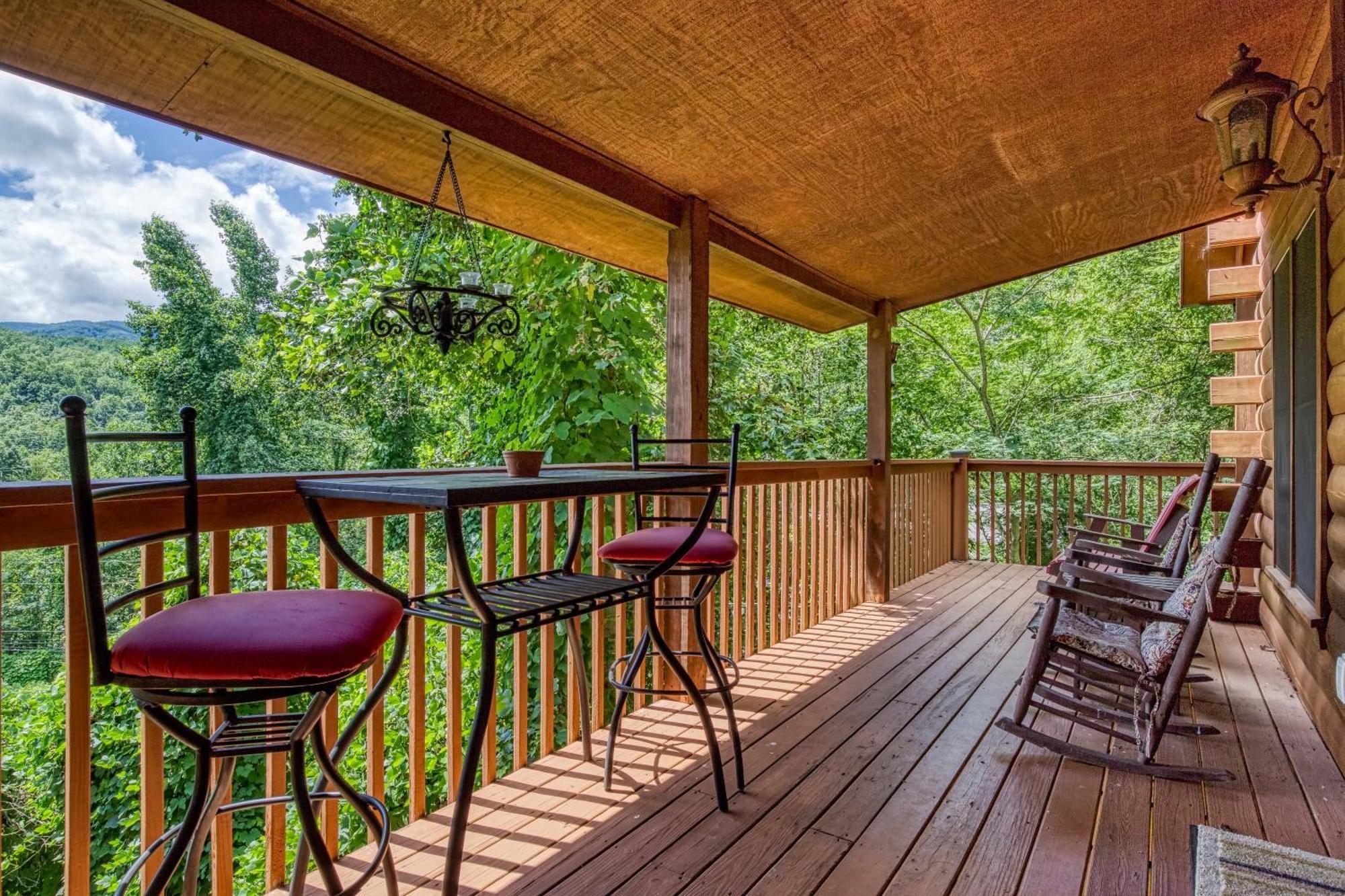 Magical Moments, Hot Tub, Wifi, 1089 Free Tickets Each Paid Day, Dollywood And More Gatlinburg Esterno foto