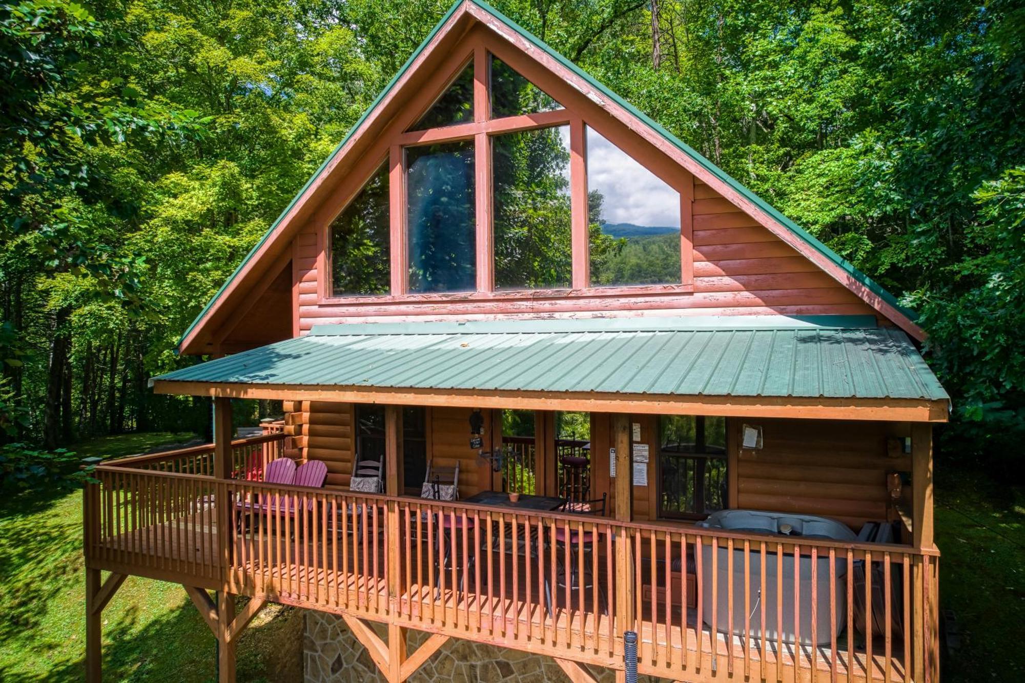 Magical Moments, Hot Tub, Wifi, 1089 Free Tickets Each Paid Day, Dollywood And More Gatlinburg Esterno foto