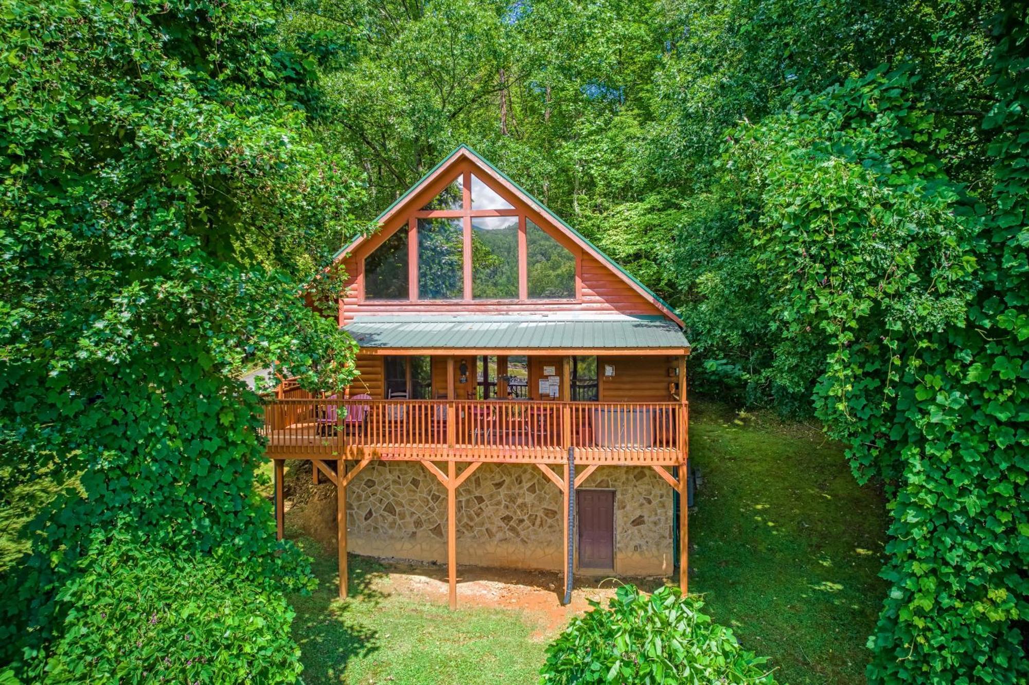 Magical Moments, Hot Tub, Wifi, 1089 Free Tickets Each Paid Day, Dollywood And More Gatlinburg Esterno foto